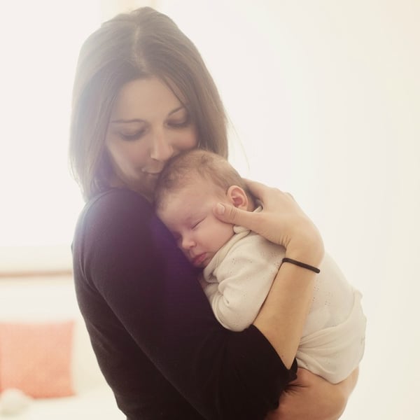 3 Special Ways to Bond with Your Baby in the First Month