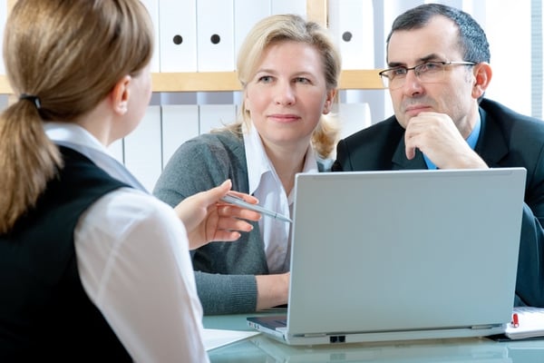 8 Reasons to Work With a Surrogacy Agency
