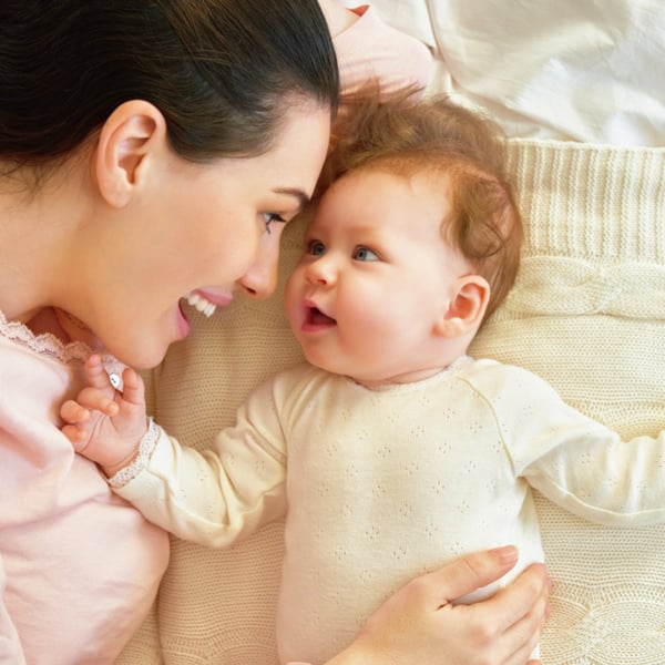 3 Special Ways to Bond with Your Baby in the First Month